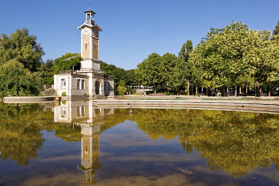 A photograph of Georges-Brassens Park