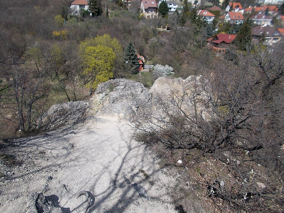 A photograph of Ördög-szószék kilátás
