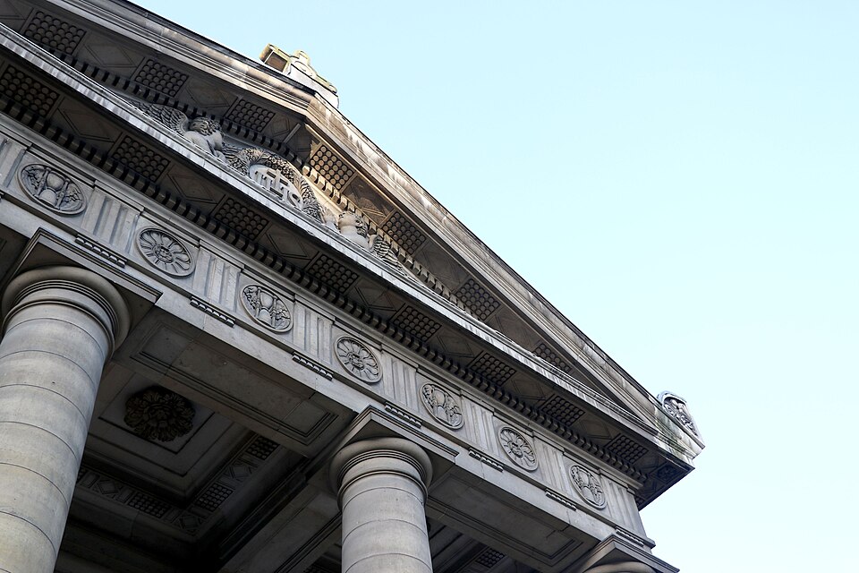 A photograph of Chapelle expiatoire