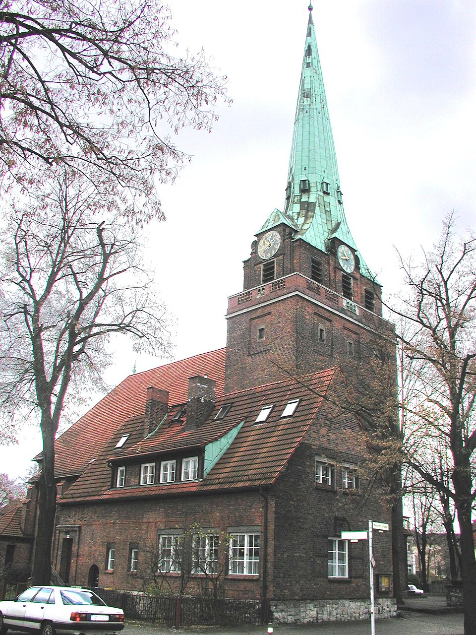 A photograph of Kirche Zur Frohen Botschaft (Berlin-Karlshorst)