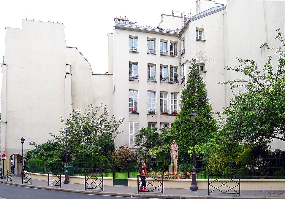 A photograph of square Honoré-Champion