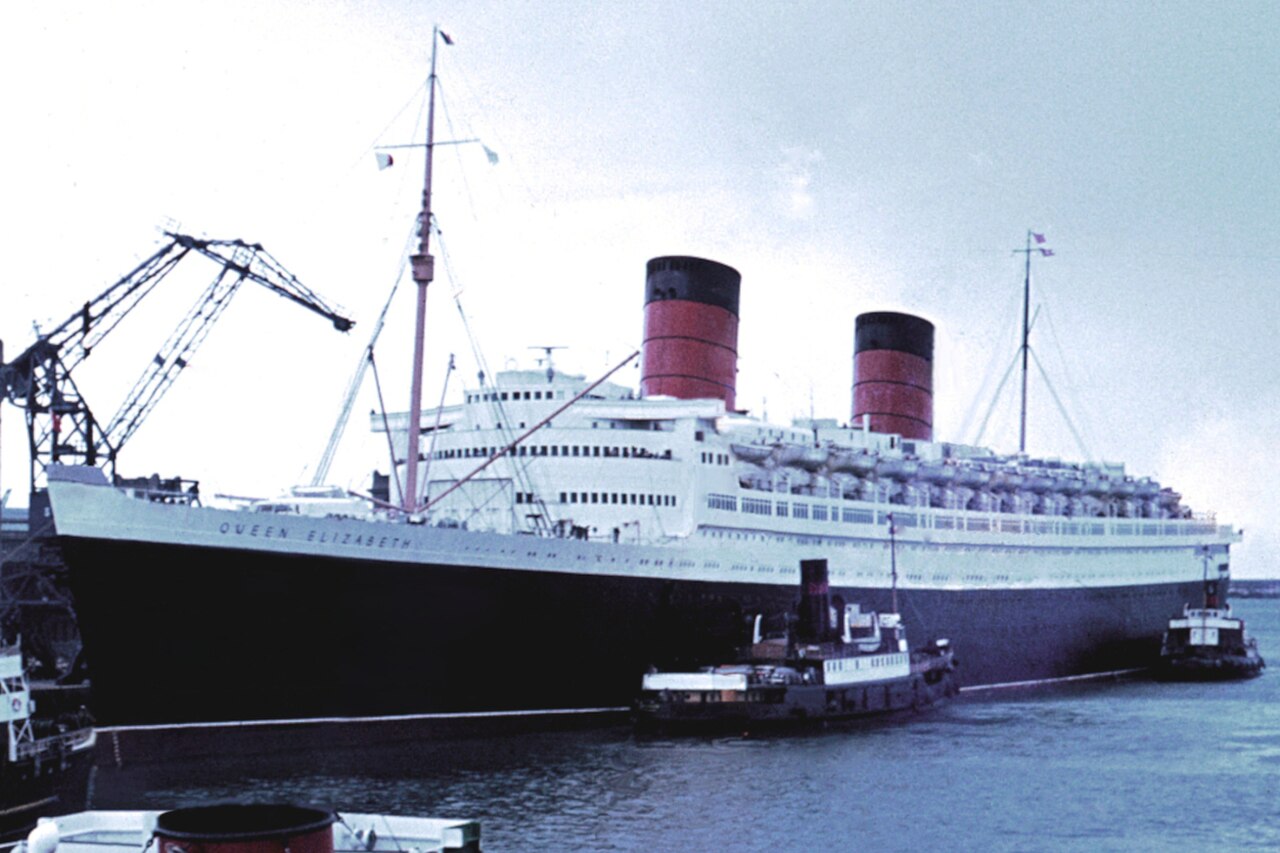伊利莎白皇后號 RMS Queen Elizabeth