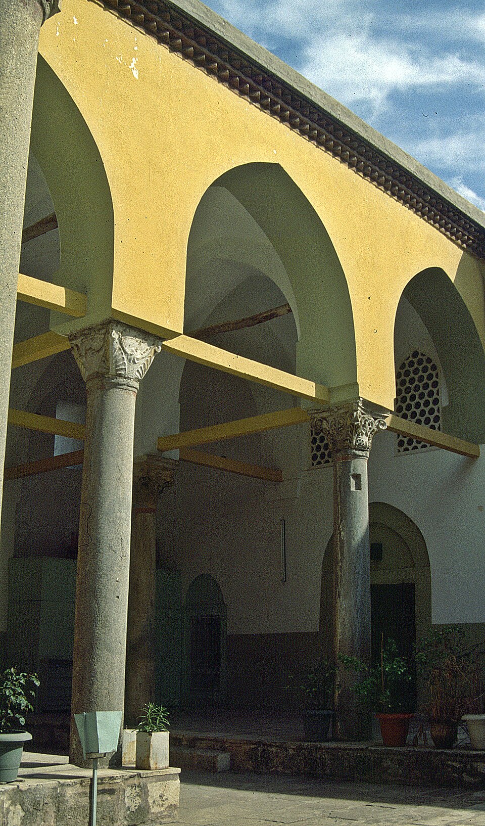 A photograph of Grand Mosque of Manisa