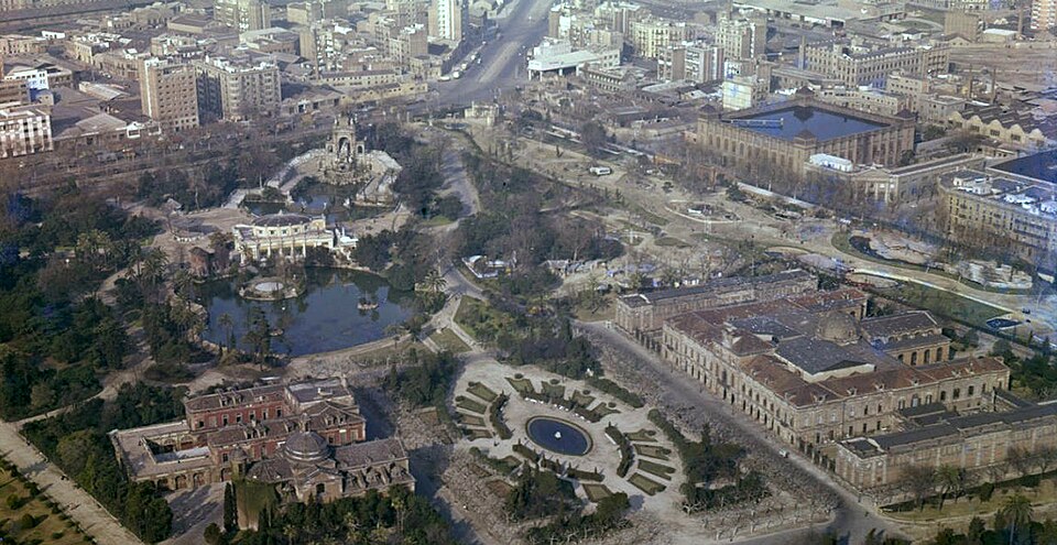 A photograph of Ciutadella Park
