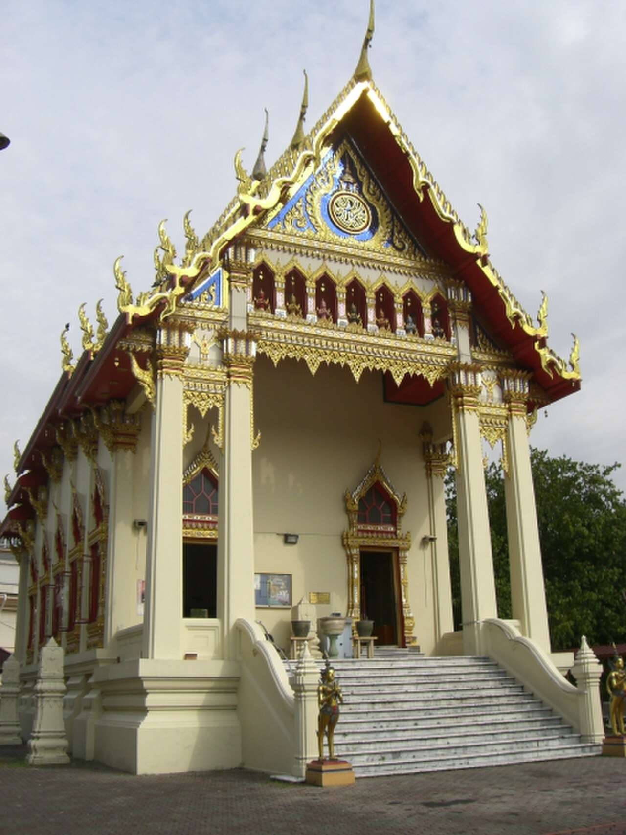 Thai Buddhist Chetawan Temple