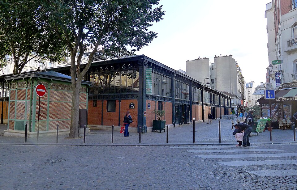 A photograph of Marché de La Chapelle