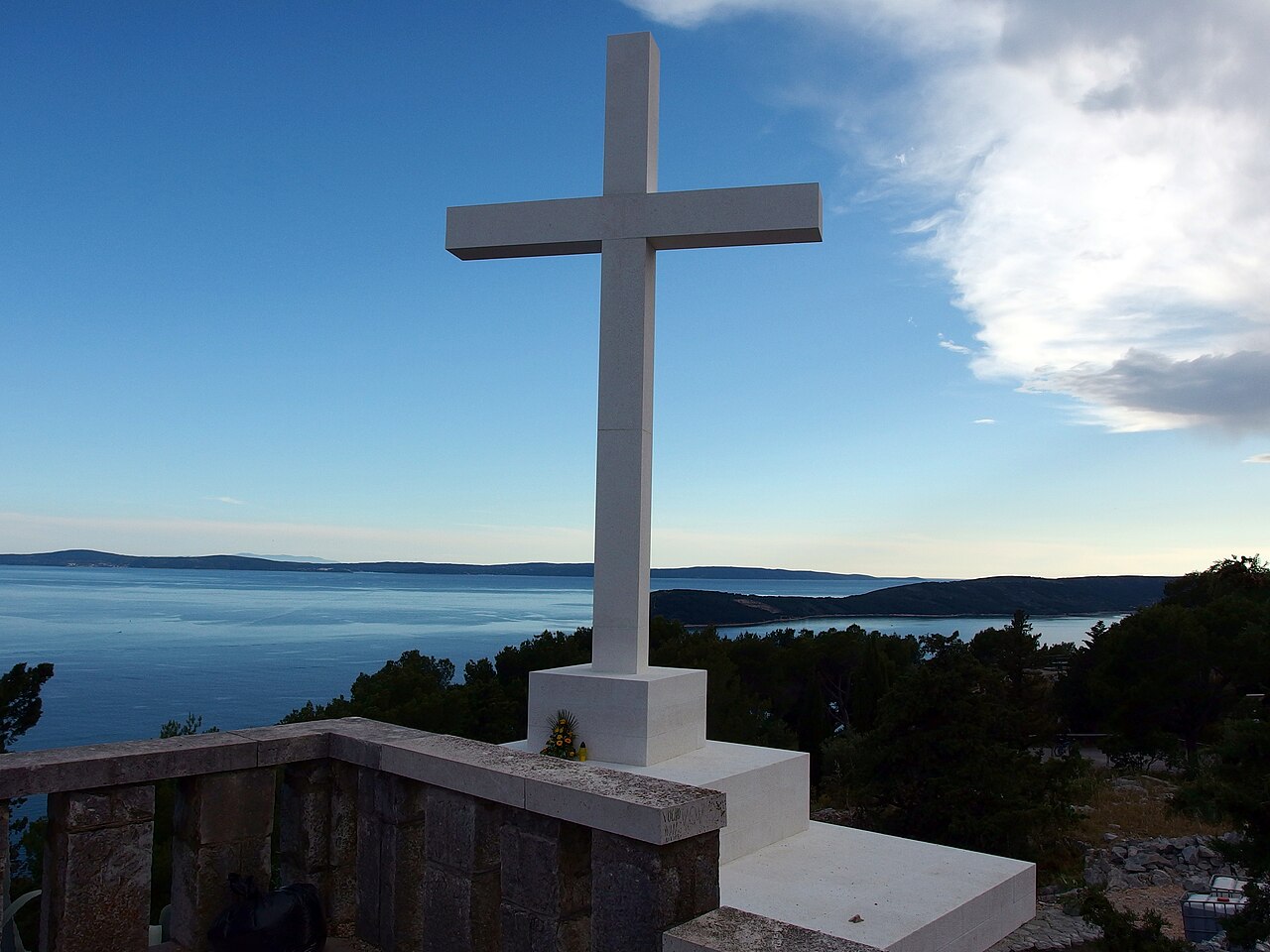 A photograph of Cross on Marjan