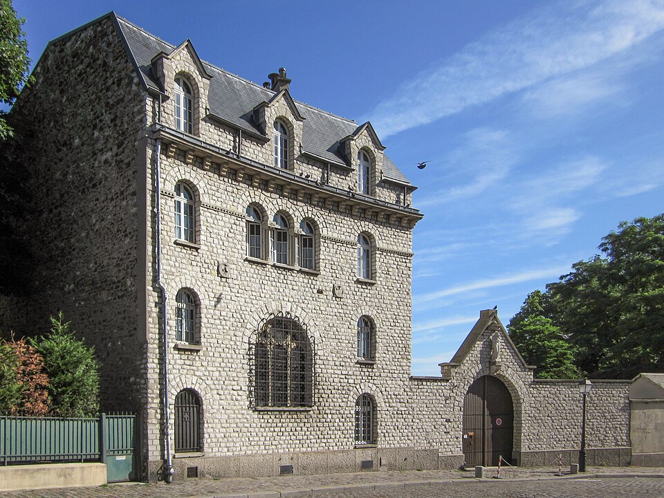 A photograph of carmel de Montmartre