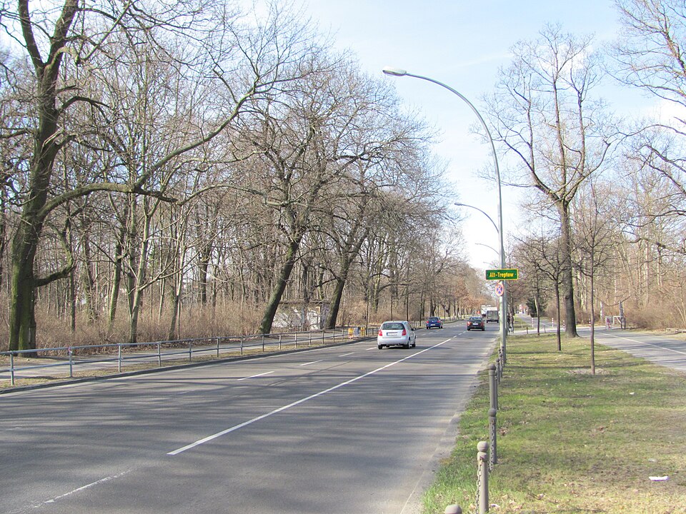 A photograph of Treptower Park
