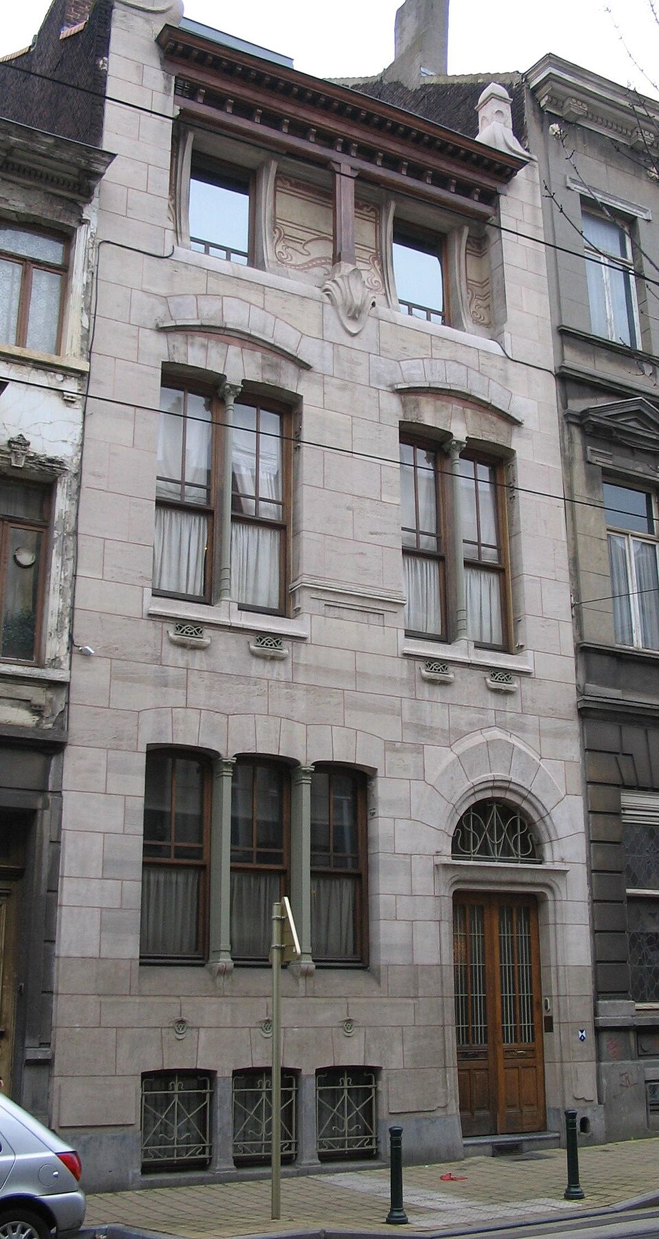 A photograph of Autrique House