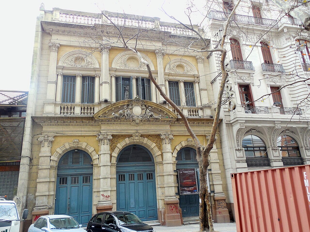 Teatro Hall