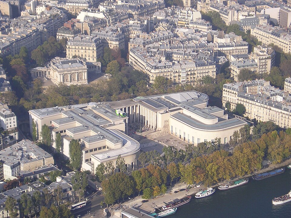 A photograph of Palais de Tokyo