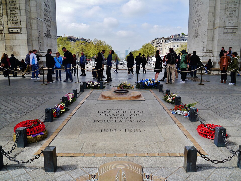 A photograph of Tomb of the Unknown Soldier in Paris