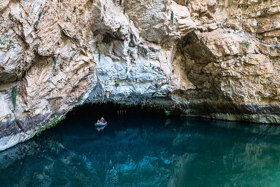 A photograph of Altınbeşik Cave National Park