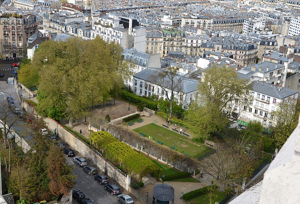 A photograph of Square Marcel-Bleustein-Blanchet