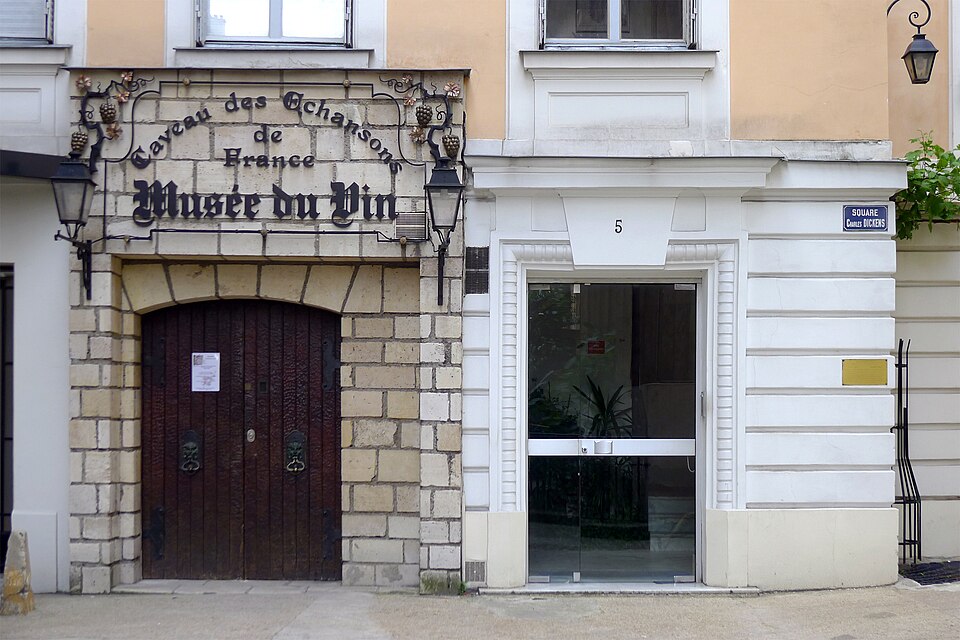 A photograph of Musée du Vin