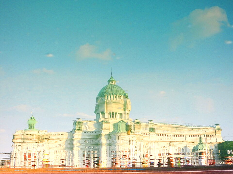 A photograph of Ananta Samakhom Throne Hall