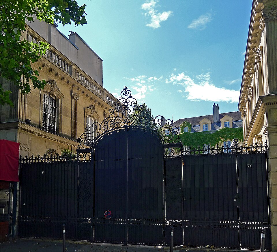 A photograph of Hôtel de Sagonne