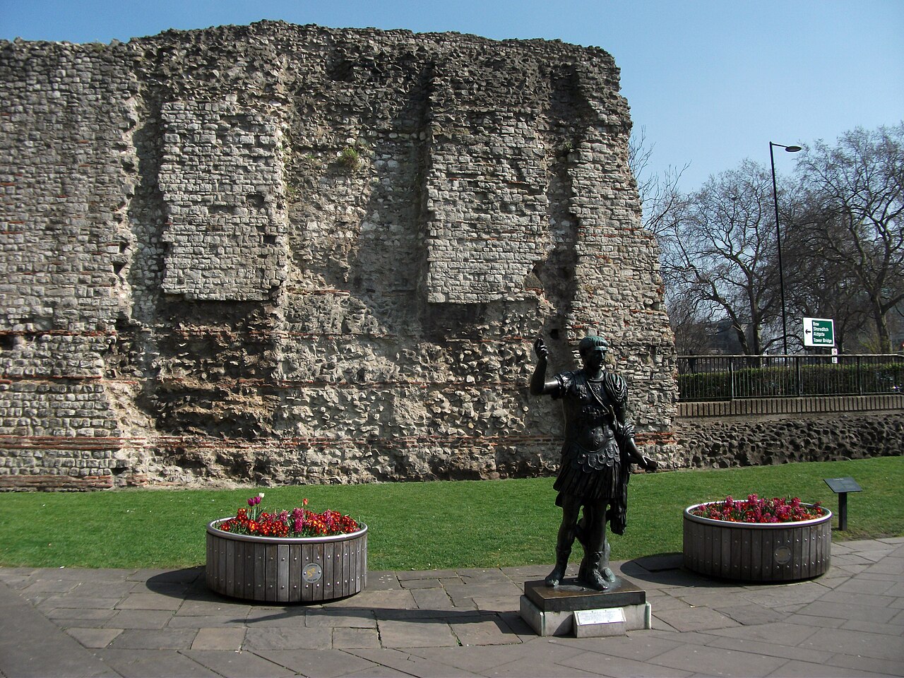 Portion Of Old London Wall fotoğrafı