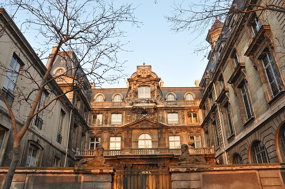 A photograph of École Massillon