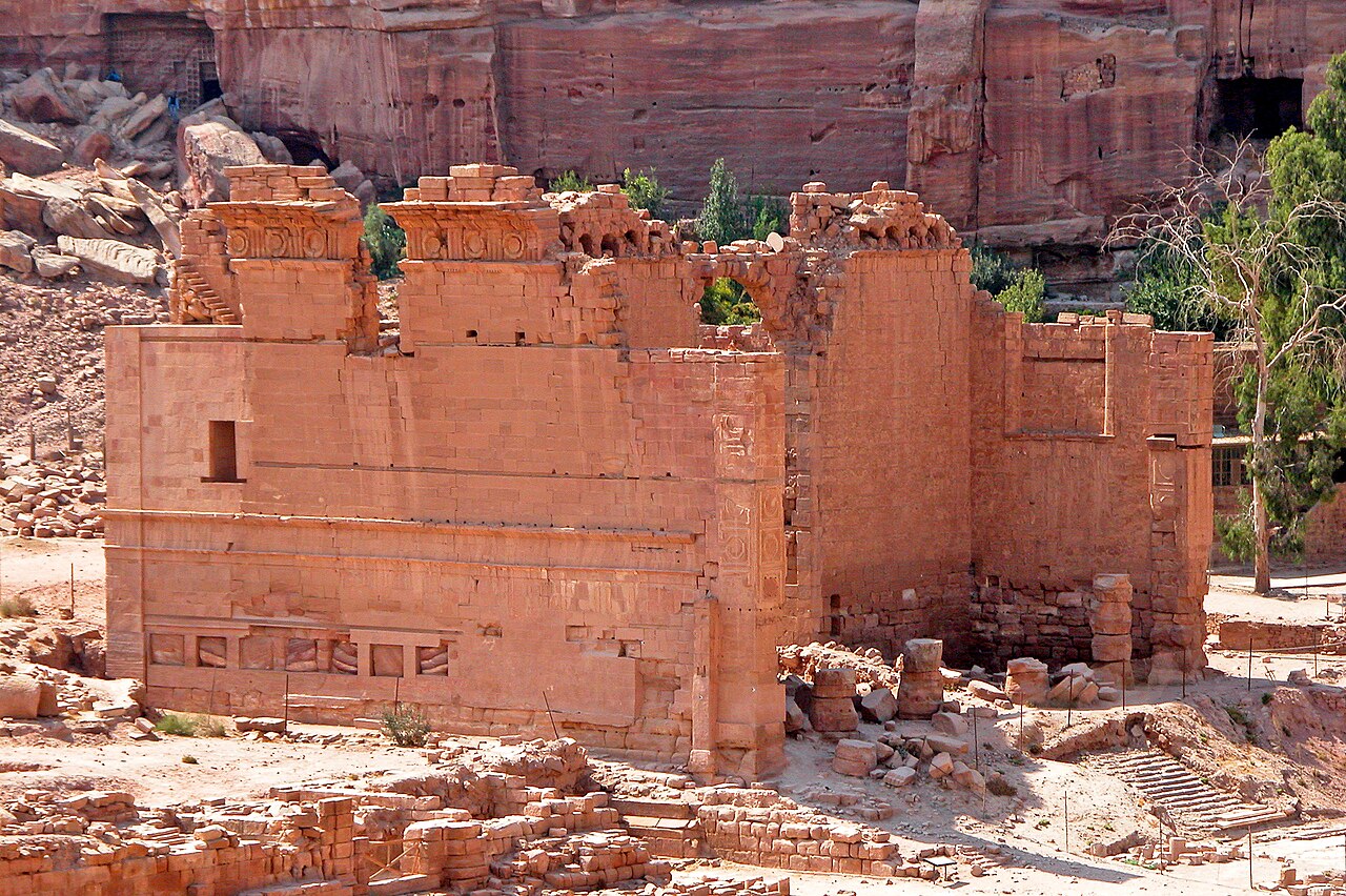 Qasr al-Bint