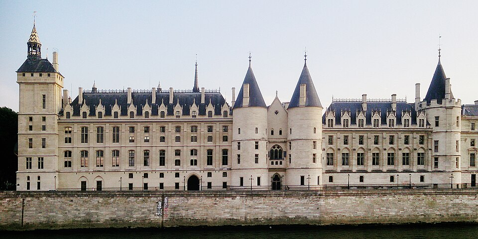 A photograph of Conciergerie