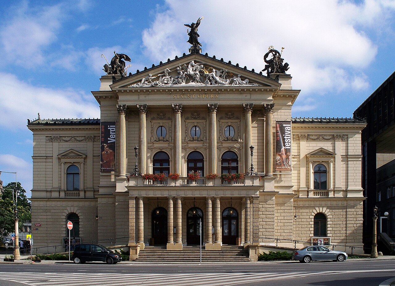 Une photographie de Státní opera Praha