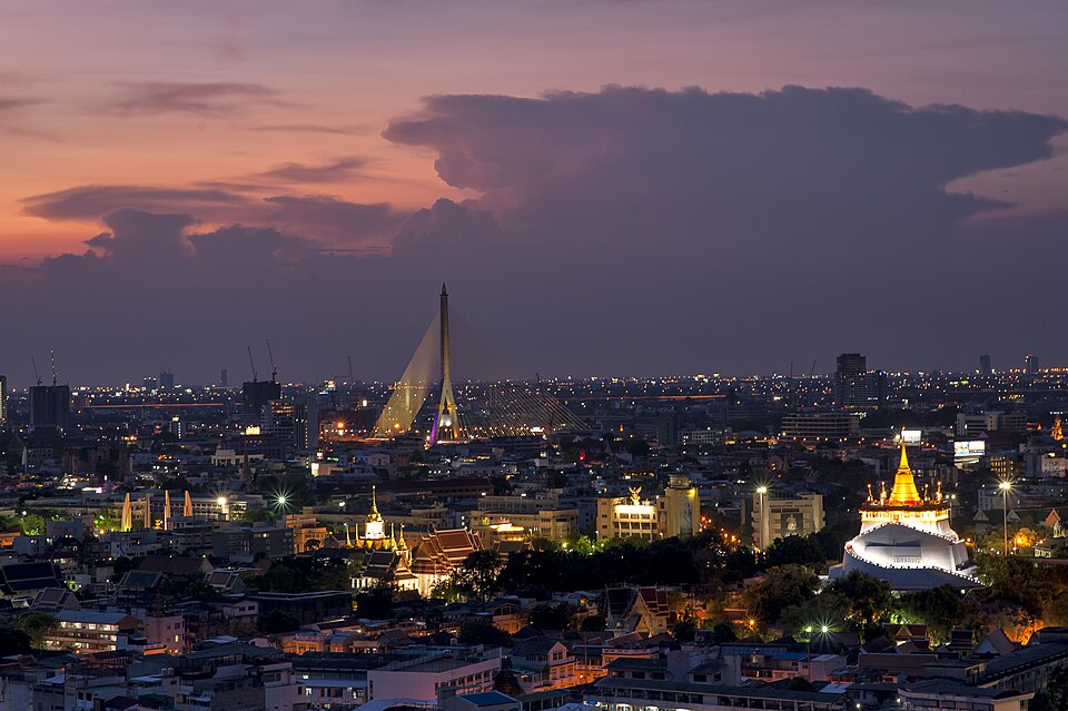 A photograph of Rama VIII Bridge