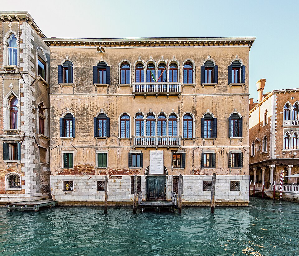 A photograph of Palazzo Moro a San Barnaba