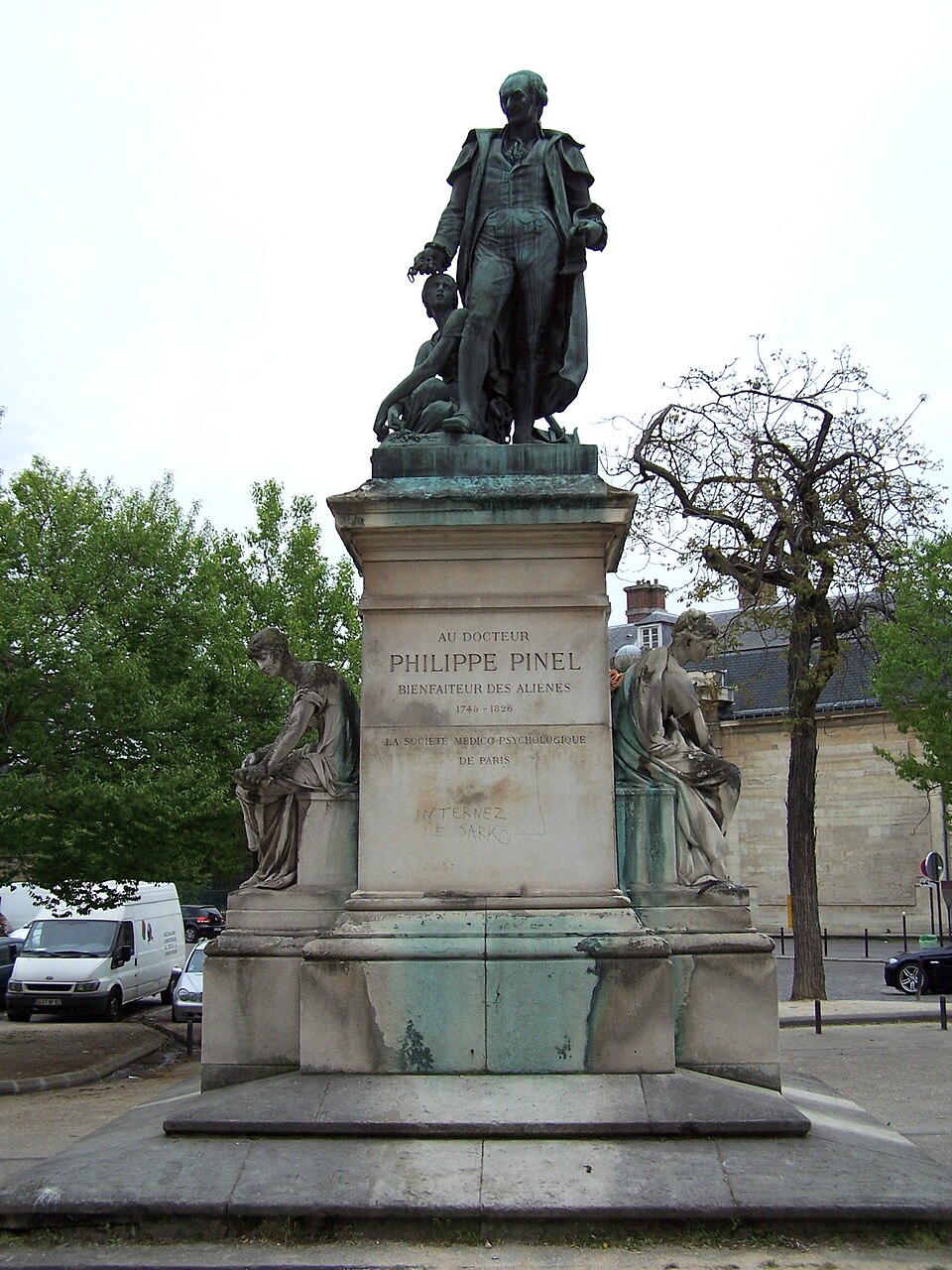 A photograph of Monument to Philippe Pinel