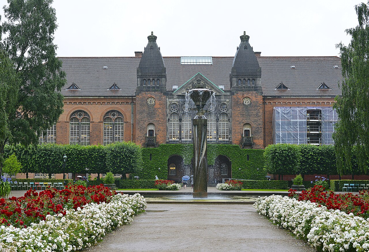 Uma fotografia de Royal Library Garden