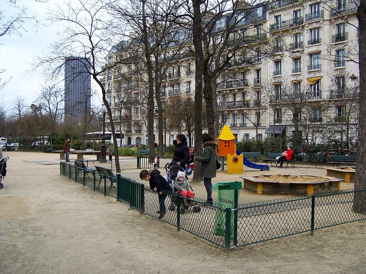 Georges-Lamarque Bahçe-Meydanı