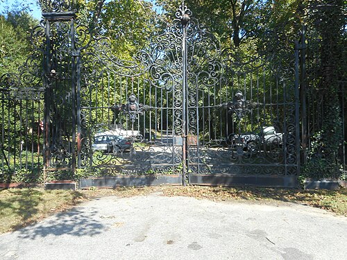 Hempstead House