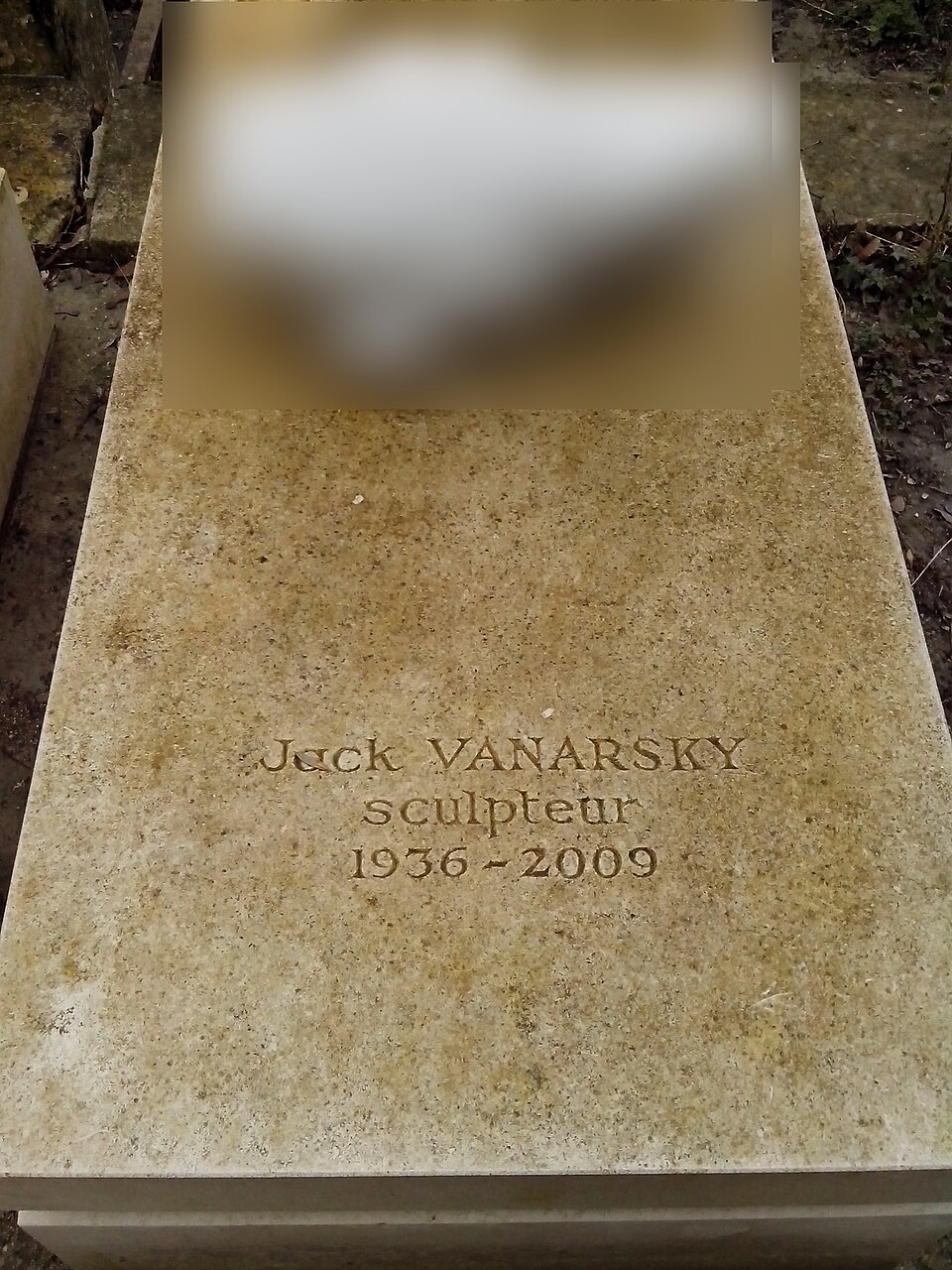 A photograph of Grave of Vanarsky
