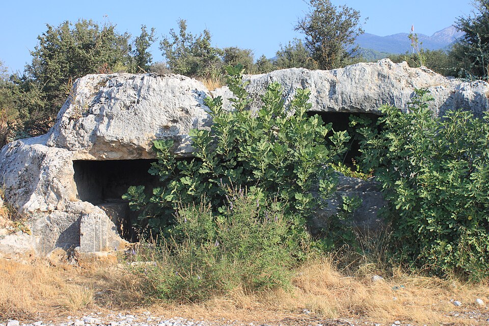 A photograph of Araxa