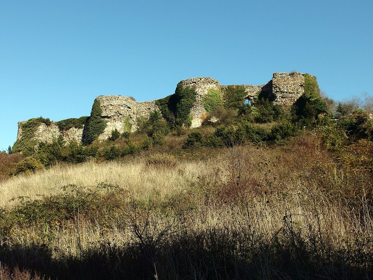 Yoros Castle の写真