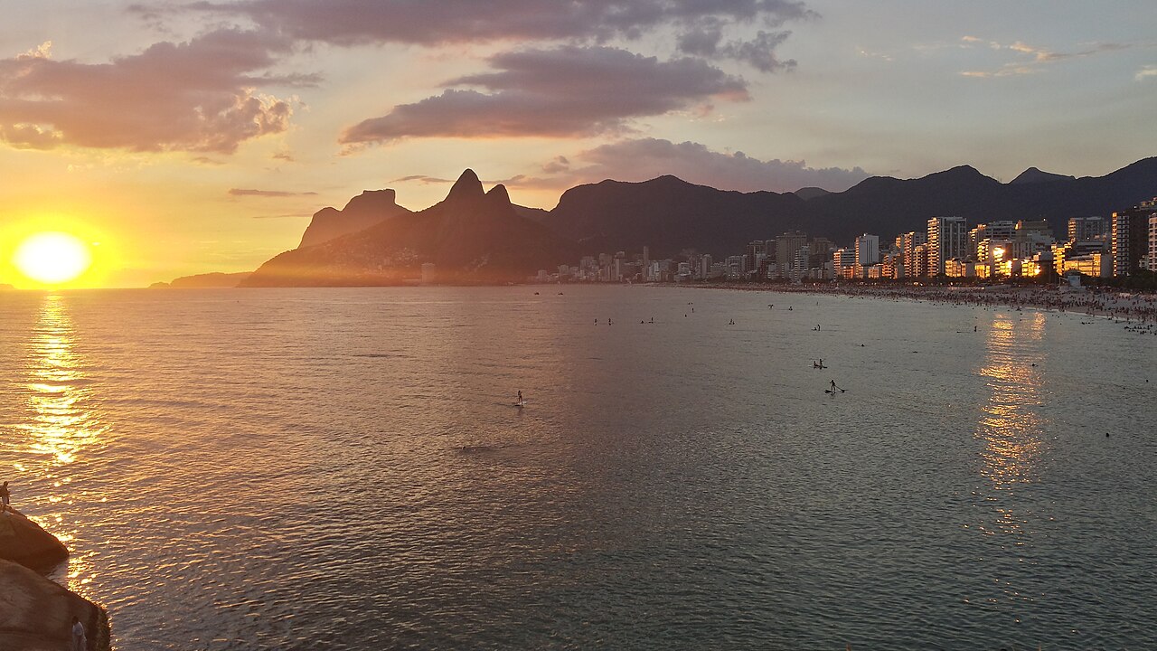 Pedra do Arpoador