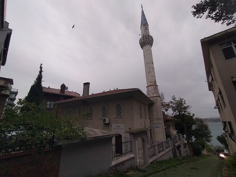 A photograph of Küçük İhsaniye Mosque