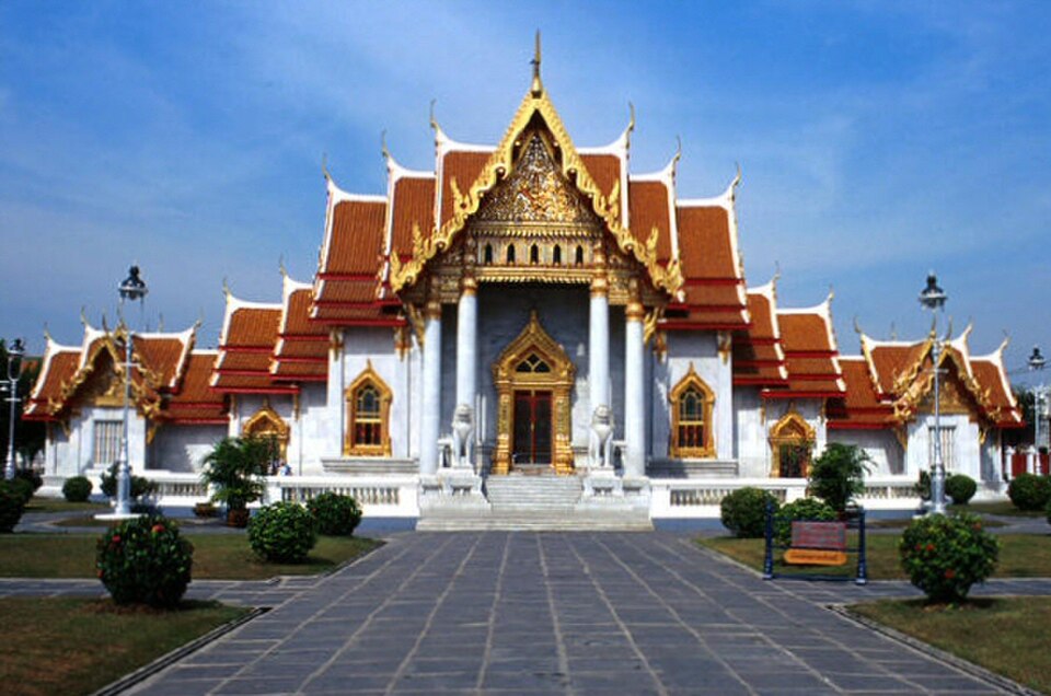 A photograph of Wat Benchamabophit