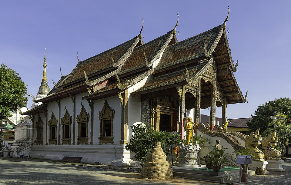 A photograph of Wat Tung Yu