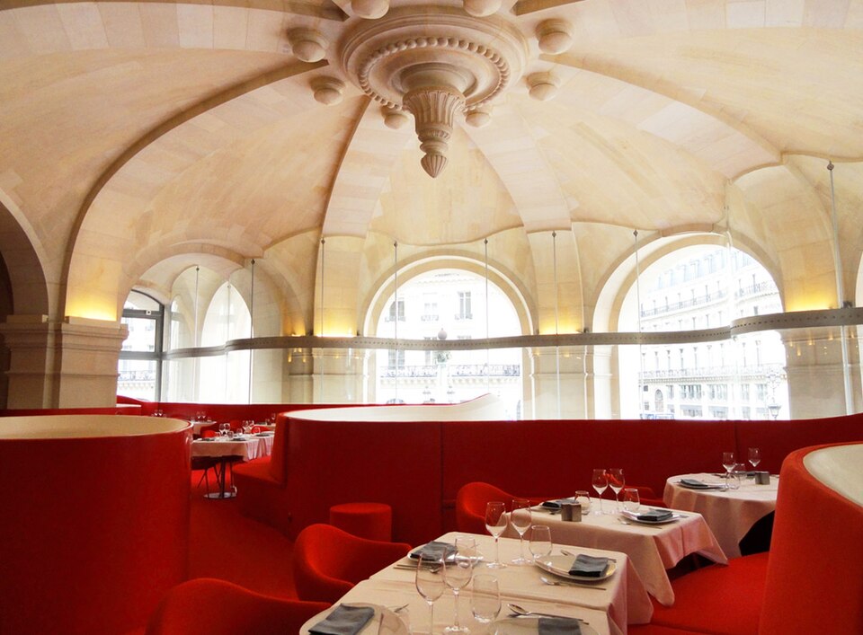 A photograph of L'Opéra Restaurant