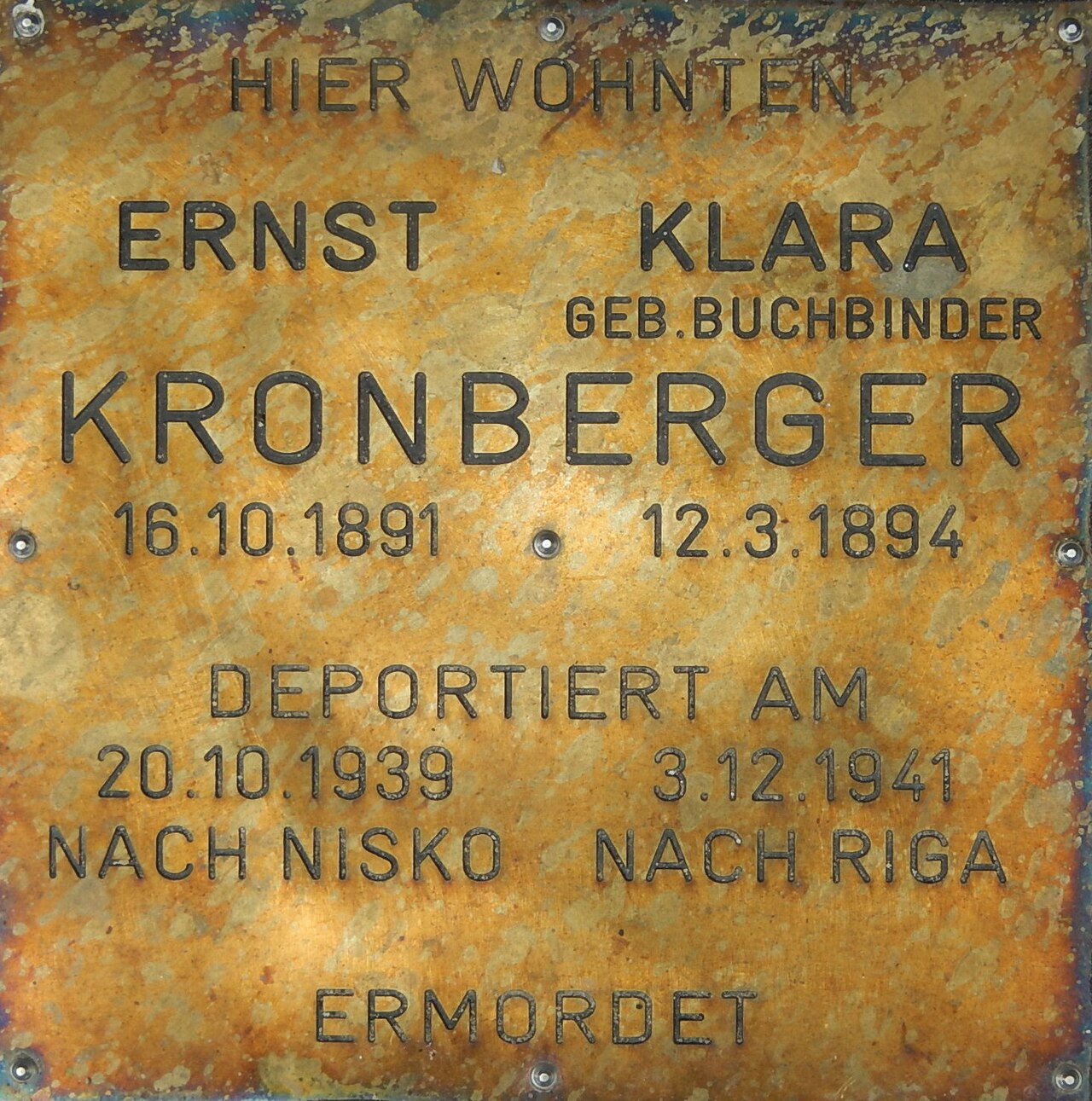 Stein der Erinnerung für Ernst und Klara Kronberger