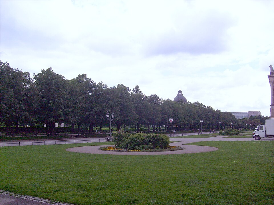 A photograph of Hofgarten (München)