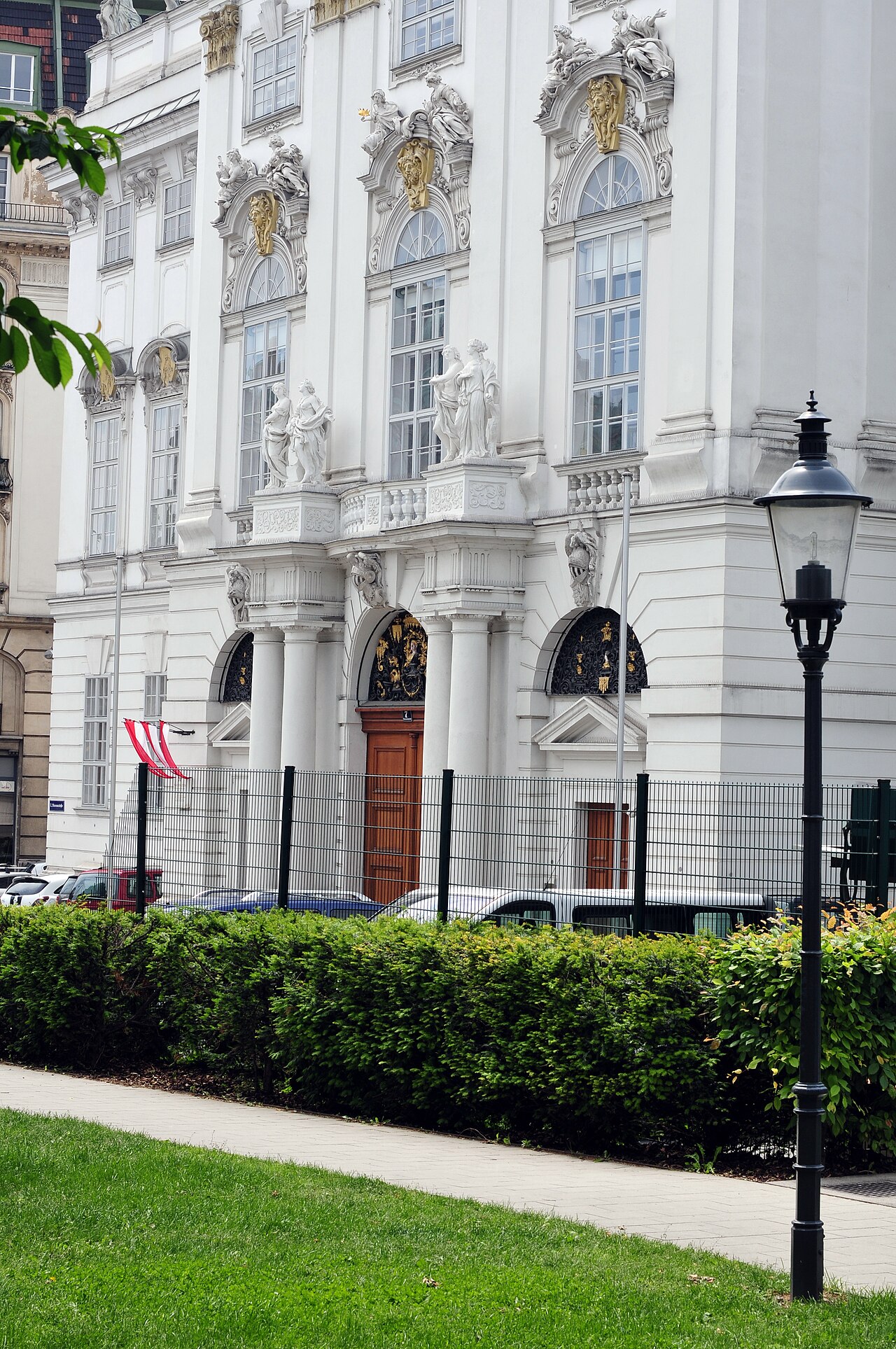 Palais Trautson fotoğrafı