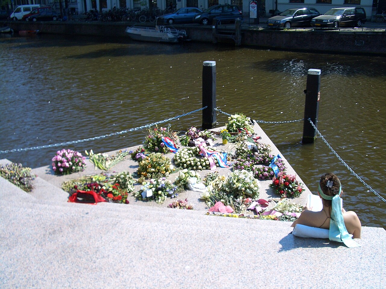 Homomonument fotoğrafı