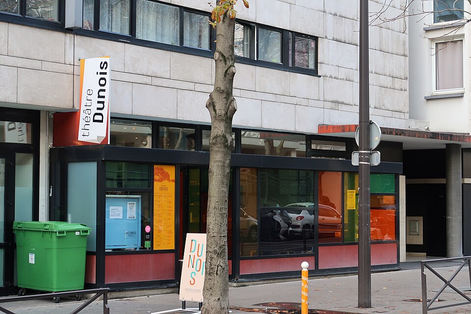 A photograph of Théâtre Dunois