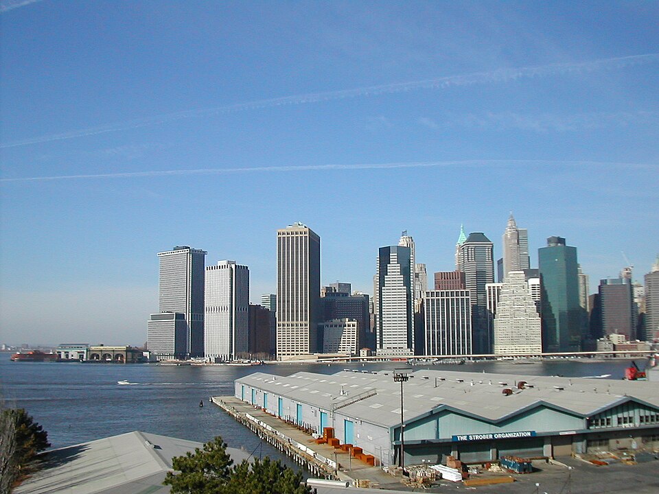 A photograph of Brooklyn Bridge Park