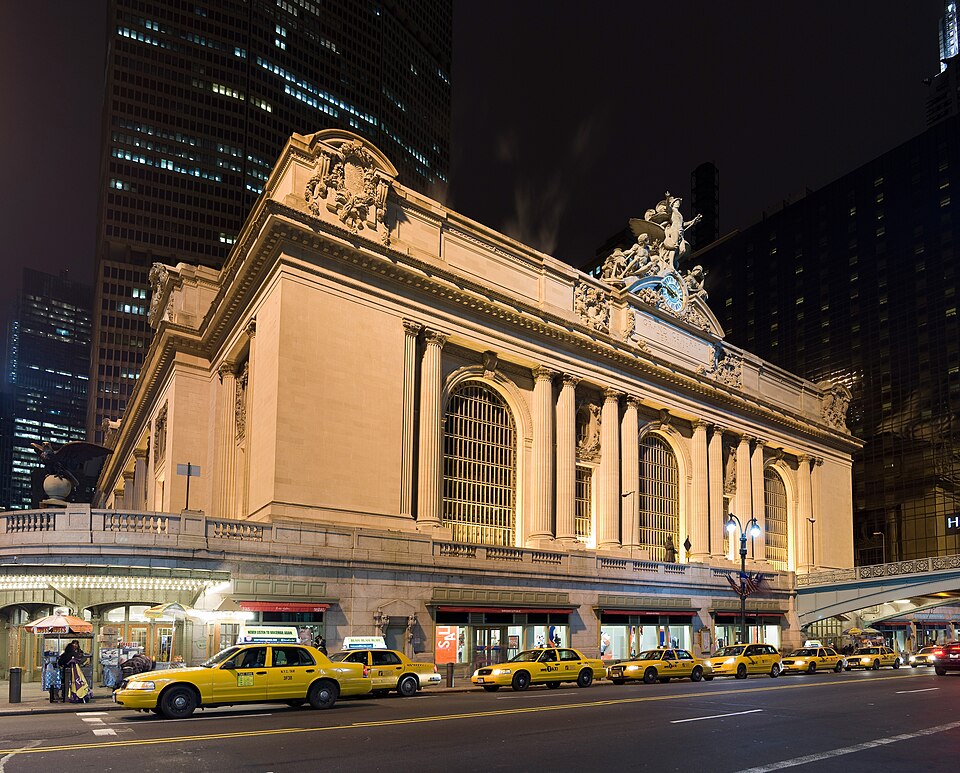 A photograph of Grand Central Terminal