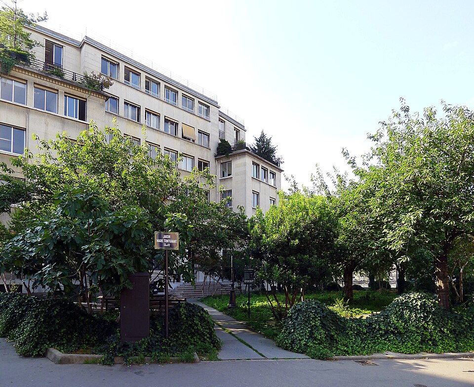 A photograph of square Marie-Trintignant