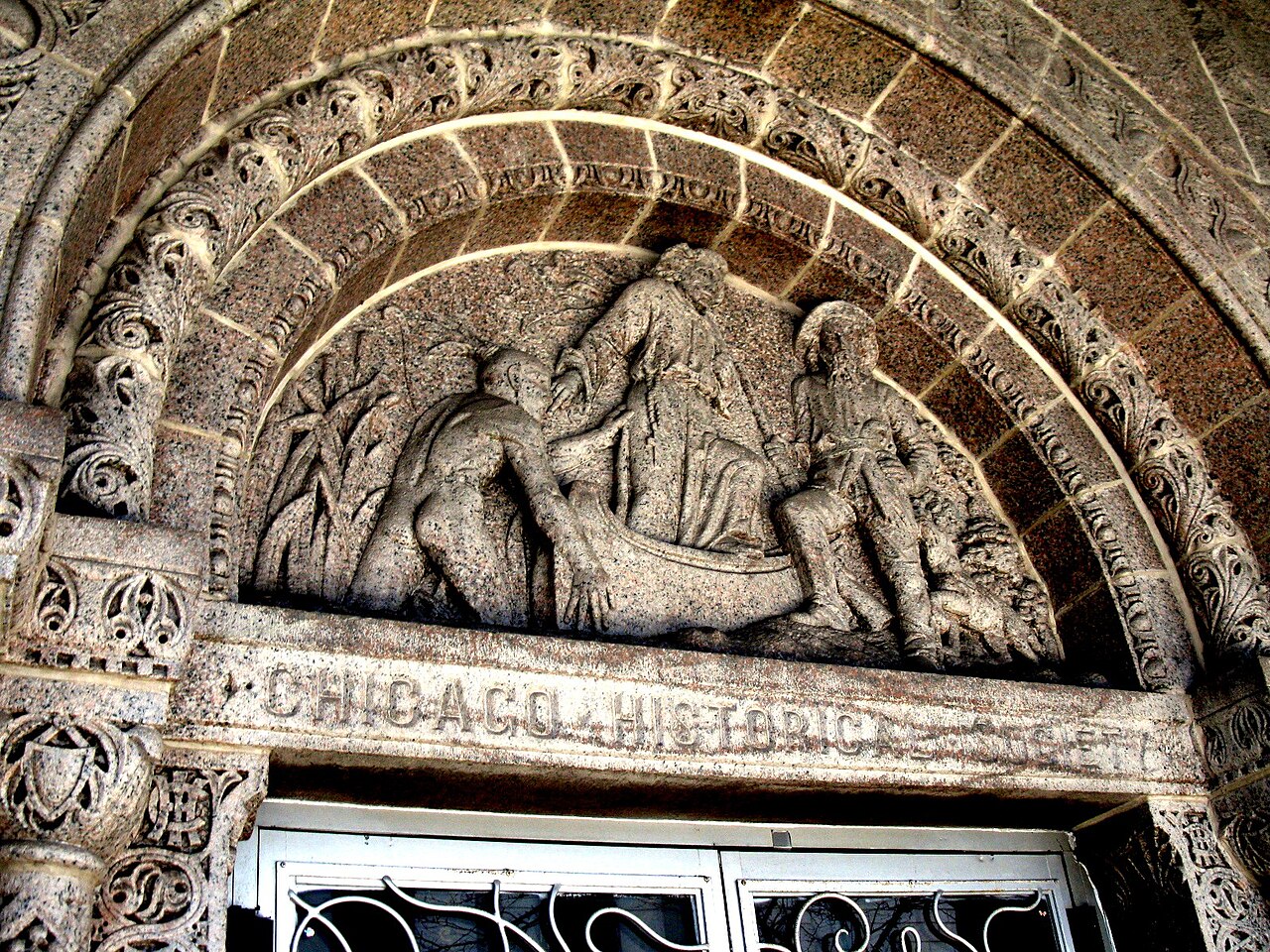 Former Chicago Historical Society Building의 사진